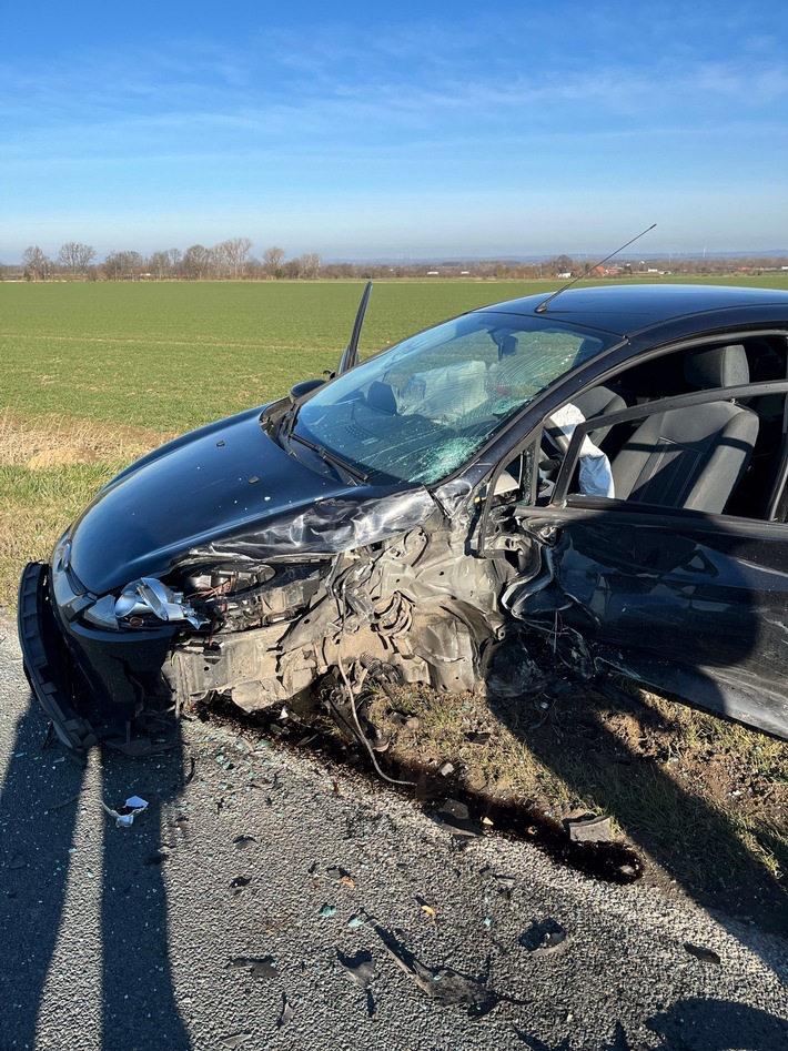 POL-SO: Verkehrsunfall mit Verletzten - Ursache unklar