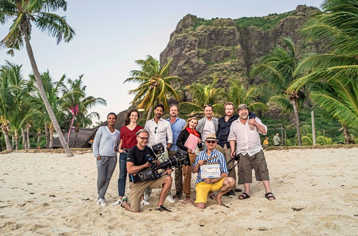 Das Erste: "Endlich Freitag im Ersten": 
Drehstart auf Mauritius für zwei neue Filme der ARD-Degeto-Reihe "Die Inselärztin"