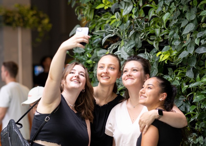 a&o will´s wissen: Gemeinsam mit jungen Influencern macht Berliner Hostelkette Tempo bei Nachhaltigkeit