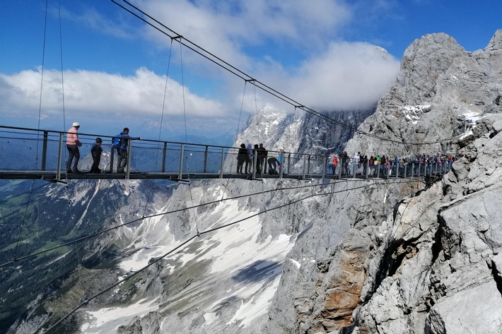 ZDF-Sommerdokureihe über "Gebirgswelten" startet mit den Alpen