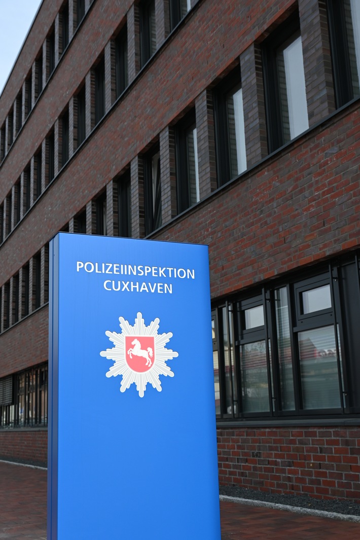 POL-CUX: Pressemitteilung zur offiziellen Einweihung des Erweiterungsbaus der Polizeiinspektion Cuxhaven (Fotos und Faktenblatt im Anhang)