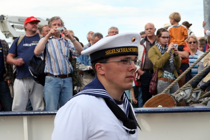 Deutsche Marine: Bilder der Woche: Die Marine bei der Kieler Woche 2009