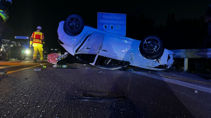 FW-OLL: Verkehrsunfall auf der A1 - Fahrzeuge kollidieren im Baustellenbereich