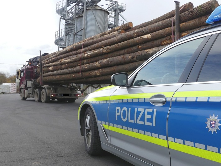 POL-OH: Polizei stoppt Langholztransport nahe der A5 bei Mücke