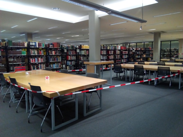 Staats- und Universitätsbibliothek bietet wieder Service vor Ort an