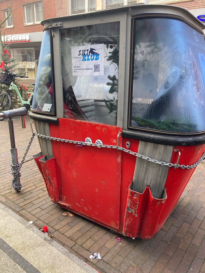 POL-COE: Dülmen, Markt/Skigondel auf Weihnachtsmarkt beschädigt - Zeugen gesucht