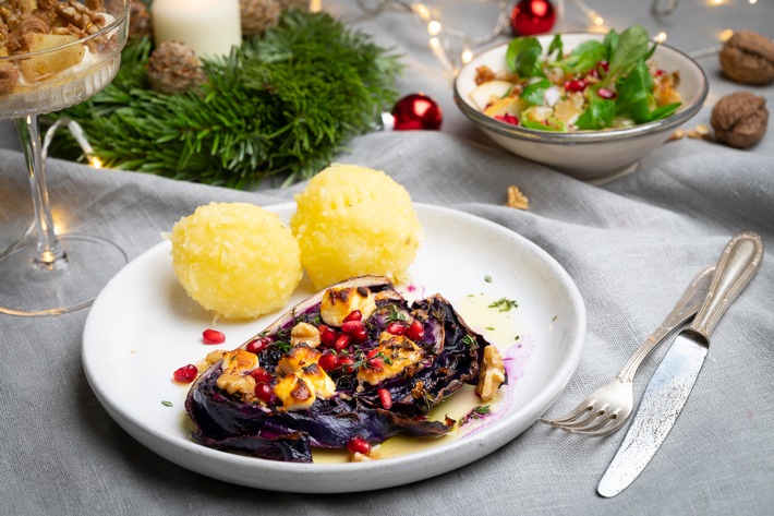 We wish you a veggie Christmas! / Himmlischer Genuss ohne Fleisch - Mit saisonal und regional erzeugtem Obst und Gemüse, vor allem aber dem Weihnachtsklassiker Rotkohl, wird das Festessen zum Genuss