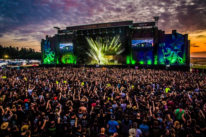 SUMMER BREEZE 2021 wegen fehlender gesicherter Planungsmöglichkeit abgesagt / Silverdust GmbH informiert, dass das Open Air im August trotz umfangreichem Infektionsschutzkonzept nicht stattfinden kann 