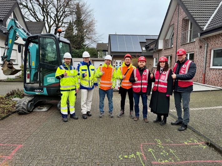 Startschuss für den Glasfaser-Ausbau in Dinslaken Die Tiefbauarbeiten haben jetzt begonnen