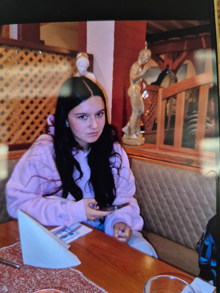 POL-FL: Schleswig: Öffentlichkeitsfahndung nach vermisster 13-Jähriger