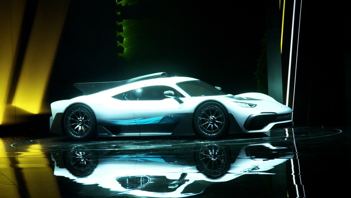 GRIP - Das Motormagazin: "Das krasseste Auto aus 50 Jahren AMG"