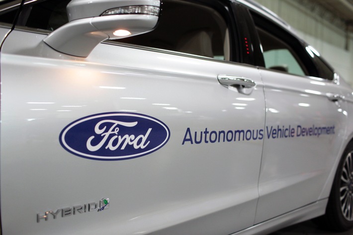 &quot;Ford führend im Bereich autonomer Fahrsysteme&quot; gemäß dem unabhängigen US-Institut Navigant Research