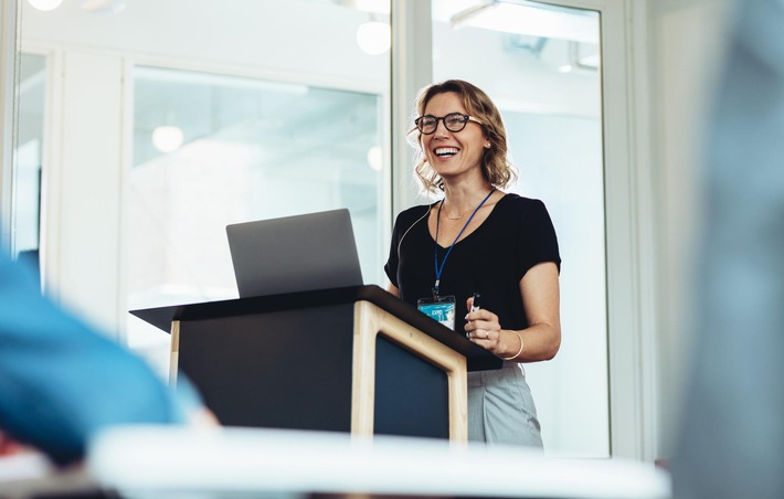 AFTERWORK CAMPUS: Ein Paradigmenwechsel in der Personalentwicklung durch universitäre Bildung für Unternehmen - mit Prof. Dr. Friedemann Schulz von Thun