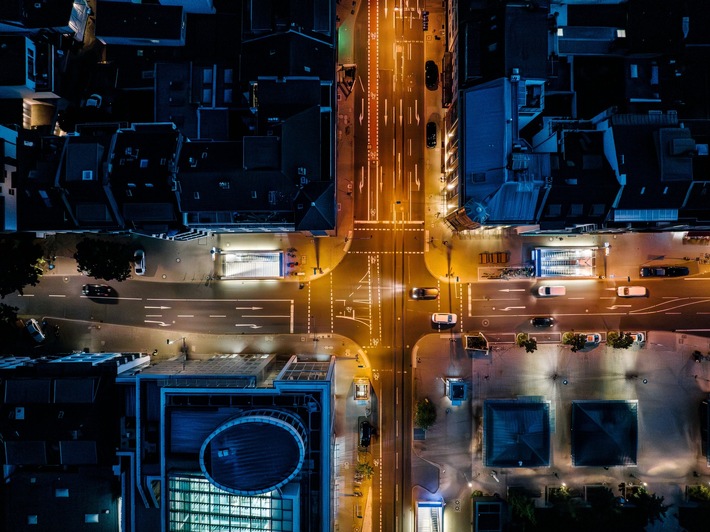 Drinnen und draußen – digitales Licht löst Herausforderungen