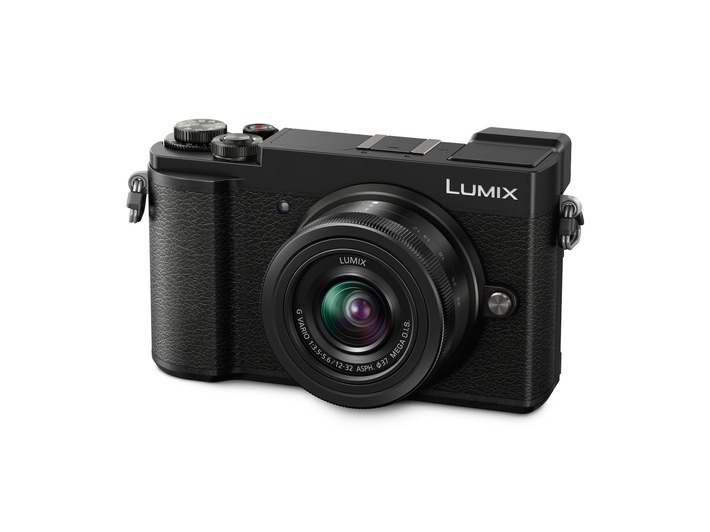 LUMIX GX9: Große Klasse im kompakten Gehäuse / Modernes Top-Modell mit anspruchsvoller Ausstattung wie 20 MP-Sensor, flexiblem Sucher, 5-Achsen-Dual-Bildstabilisator, DFD-AF, und 4K Video/Foto