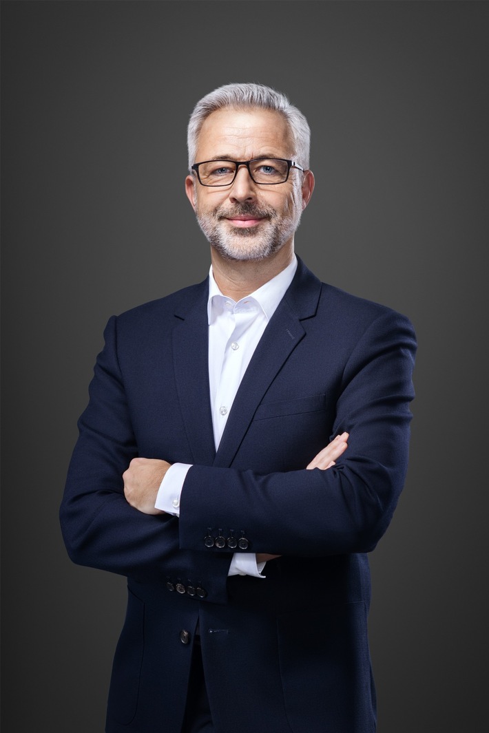 Allensbach-Studie: Mehrheit in der Energieintensiven Industrie erwartet Abwanderung / Unternehmen sehen strategische Optionen im Inland weitgehend ausgeschöpft