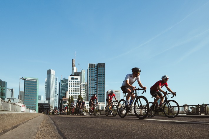 Traditionsrennen wird Gelb / Der ADAC ist Partner des Radrennens in Eschborn-Frankfurt