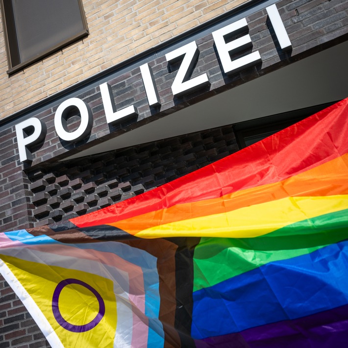 POL-SL: Polizei Saarland hisst Regenbogenflagge / Internationaler Tag gegen Homophobie am 17. Mai 2025