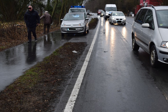POL-NI: Schwerer Verkehrsunfall auf der Bundesstraße 65 in Beckedorf