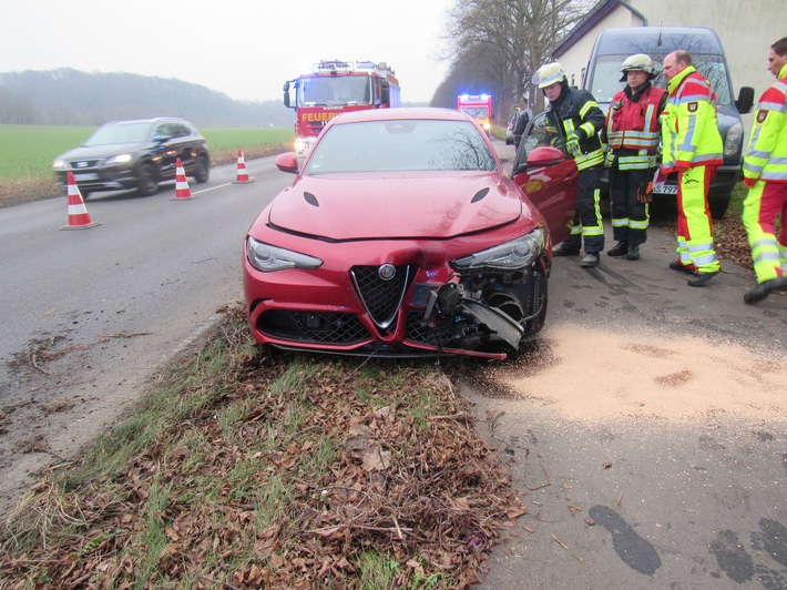 POL-ME: 58-Jähriger kommt von Fahrbahn ab - hoher Sachschaden - Erkrath - 2001142