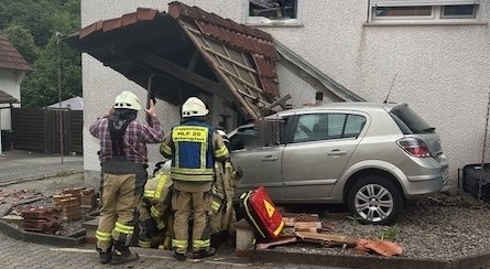 POL-PIKUS: Verkehrsunfall in Altenglan - Zeugen gesucht -