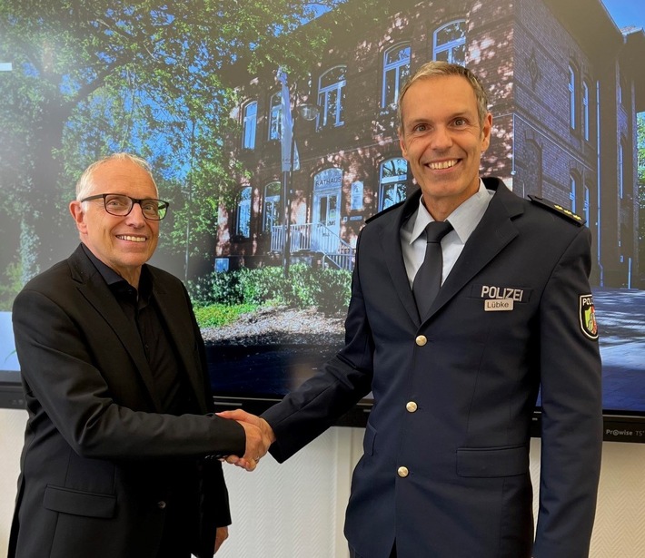 POL-HF: Bürgermeistergespräche im Kreis Herford - Enger Austausch zwischen Polizei und Gemeinde Rödinghausen