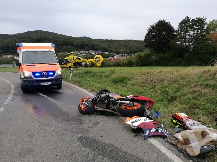 POL-PDLD: Schwerer Motorradunfall auf der B 38, Gemarkung Oberotterbach