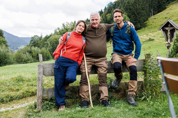 Wiesenkirchen am Schliersee hält zusammen: "Die Landarztpraxis" erzählt berührende Geschichte über Demenz - ab heute, täglich um 19 Uhr in SAT.1