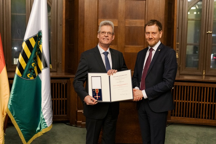 Bundesverdienstorden für Leipziger Augenoptiker Thomas Truckenbrod