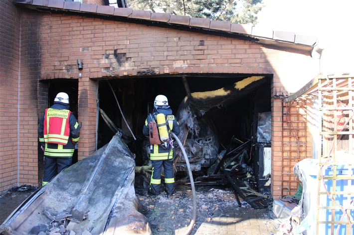 POL-DN: Garagenbrand: Mann verletzt und hoher Schaden