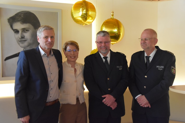 POL-MS: Leitender Kriminaldirektor Jürgen Dekker verabschiedet - "Chef der Kripo" geht in den Ruhestand