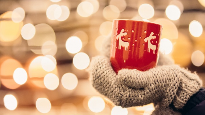 Glühwein & Punsch nur ohne Auto / Für den Weihnachtsmarktbesuch lieber auf Bus & Bahn setzen