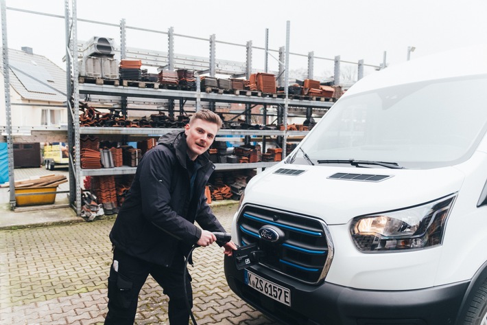 Ford Pro feiert das Handwerk und seine Gewerbekunden mit neuer YouTube-Serie "Mission Machen"