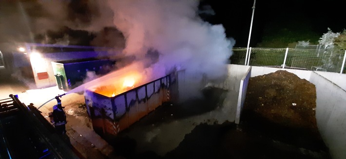 FW-EN: Wetter - Feuerwehr erneut zweimal im Einsatz