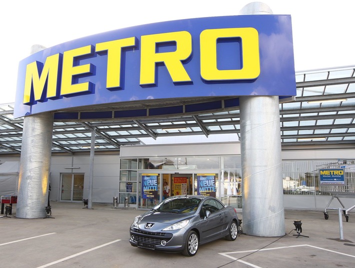 Neuer Großmarkt im Süden Münchens / METRO Cash &amp; Carry eröffnet Standort in München-Brunnthal