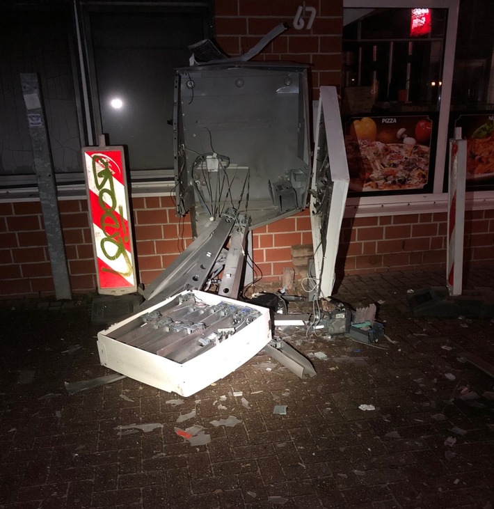 POL-WES: Rheinberg - Sprengung eines Zigarettenautomaten / Zeugen gesucht