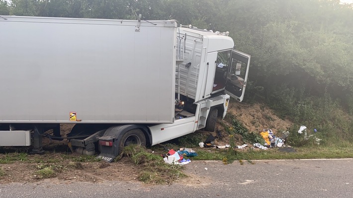 POL-PDLD: BAB 65 - Anschlussstelle B271 - Nach Unfall mit Lkw vollgesperrt