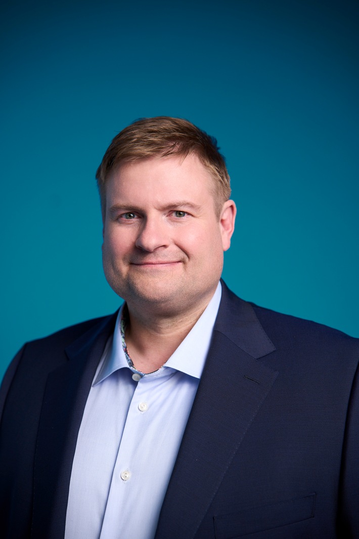 Ausgezeichnet: Kress Pro ehrt Dr. Dennis Ballwieser / Das Fachmagazin zeichnet den Chefredakteur der Apotheken Umschau als "Chefredakteur national des Jahres" aus