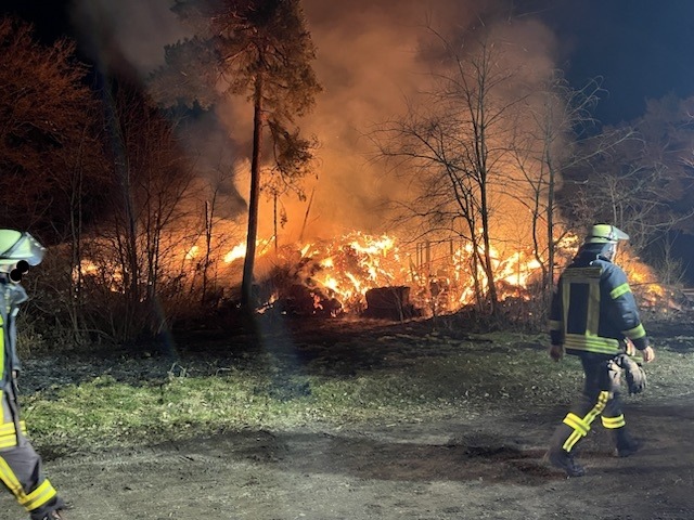 POL-CE: Brand einer Scheune neben der ehemaligen JVA "Salinenmoor"