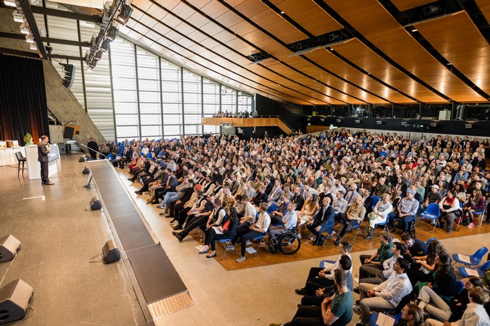 Diplomfeier des Departements Architektur, Holz und Bau 2023