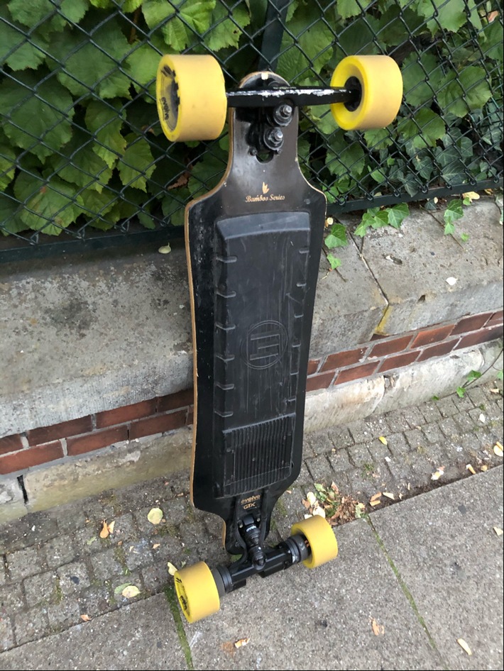 POL-BI: Motorisiertes Skateboard aus dem Verkehr gezogen