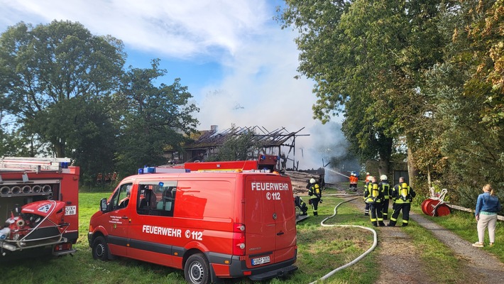 POL-CUX: Brand einer Scheune in Steinau - hoher Sachschaden