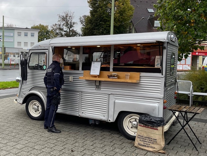 POL-HA: Die Polizei gibt Ihnen einen Kaffee aus - Am 23. Dezember 2024 auf dem Hagener Weihnachtsmarkt