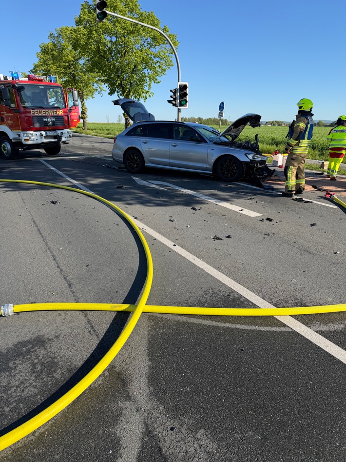 FW-DT: Schwerer Verkehrsunfall am Samstagmorgen auf der Lageschen Straße