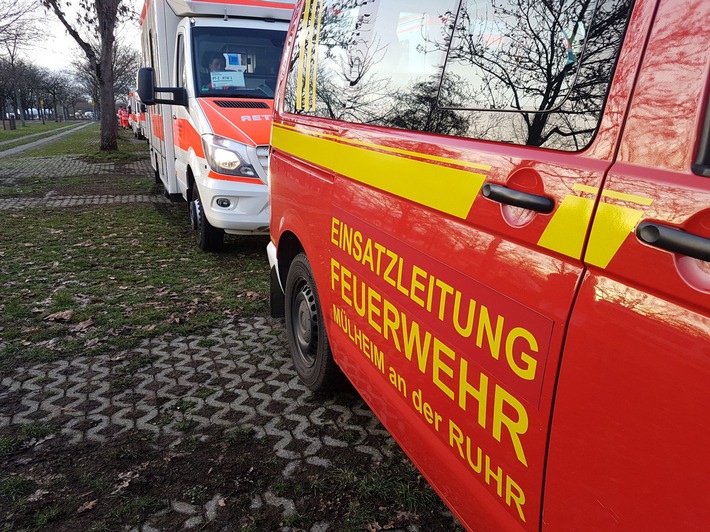 FW-MH: Feuerwehr Mülheim unterstützt bei einer Bombenentschärfung in Düsseldorf.