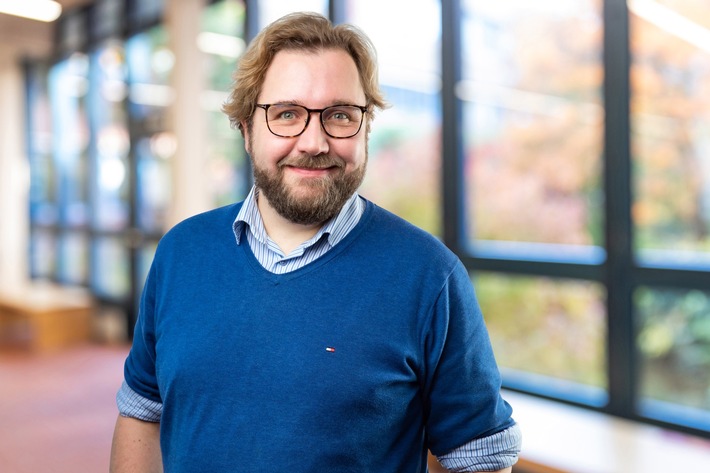 Molekulare Mechanismen der Ceramid-Biosynthese - Boehringer Ingelheim Stiftung fördert den Osnabrücker Biochemiker Florian Fröhlich mit knapp 600.000 Euro