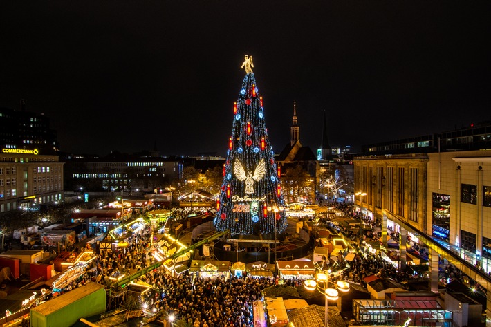 FW-DO: Sicherheitstipps zur Weihnachstzeit
Advent, Advent, ein Lichtlein brennt ...