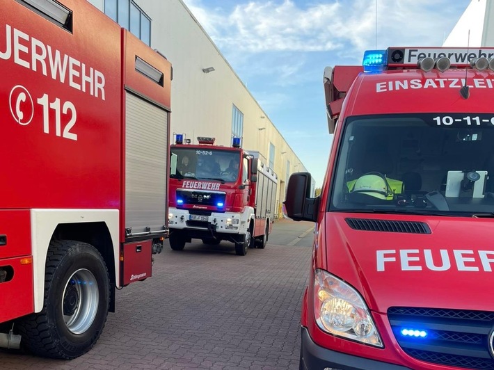 FW-AUR: Brandmeldeanlage eines Betriebs löste aus