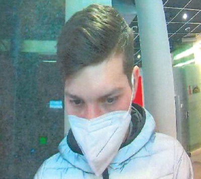 POL-D: Fotofahndung - Wer kennt den Geldabheber? - Polizei fahndet nach unbekanntem Betrüger