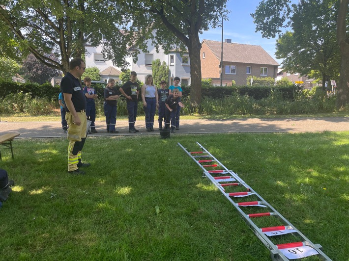 FW Xanten: &quot;Früh übt sich&quot; - am Besten gemeinsam